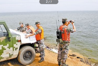 【亮点】预备役部队两栖侦察车、气垫船助力抗洪救灾