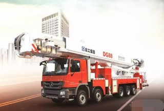 “中国制造”超高米数登高平台消防车破冰国内市场