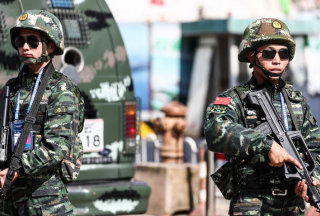 【快讯】武警全副武装警戒，为的是……
