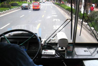【聚焦】南京将新增100套公交移动抓拍电子监控设备