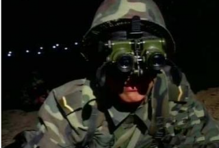 士兵在黑夜中的“利器”---夜视仪