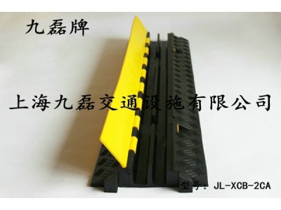 地面橡胶线槽板规格参数_二槽橡胶线槽板价格_优质路面橡胶线槽板厂家