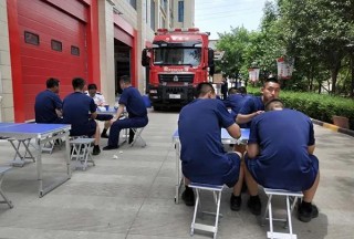 陕西杨凌：多功能饮食保障车正式“入伍” 战勤保障力量再提升