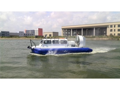 迅驰QDC-10型气垫船