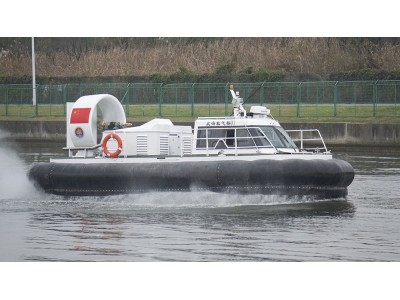 迅驰QDC-12全垫升气垫船